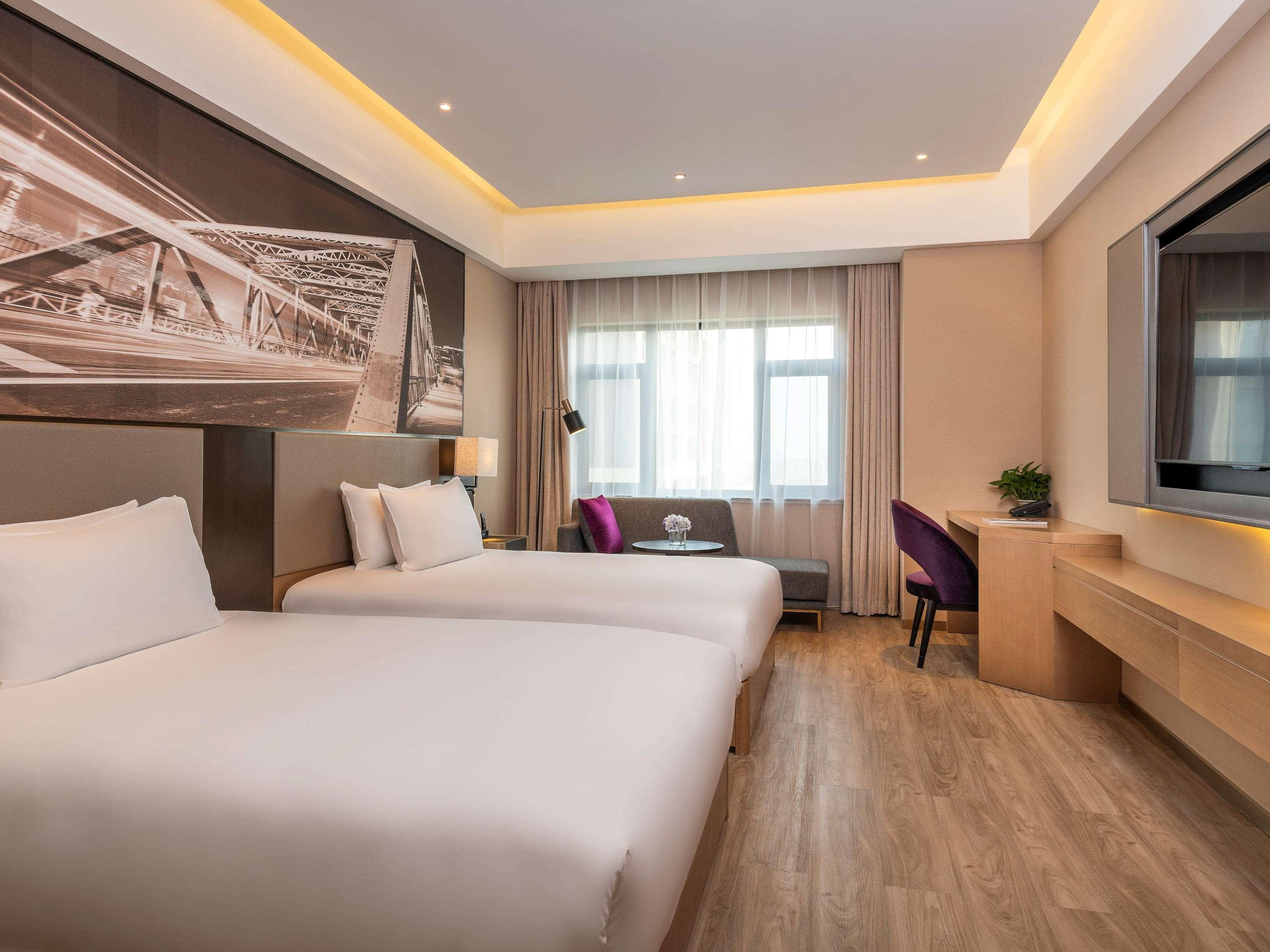 Mercure Shanghai Jiuting Екстер'єр фото