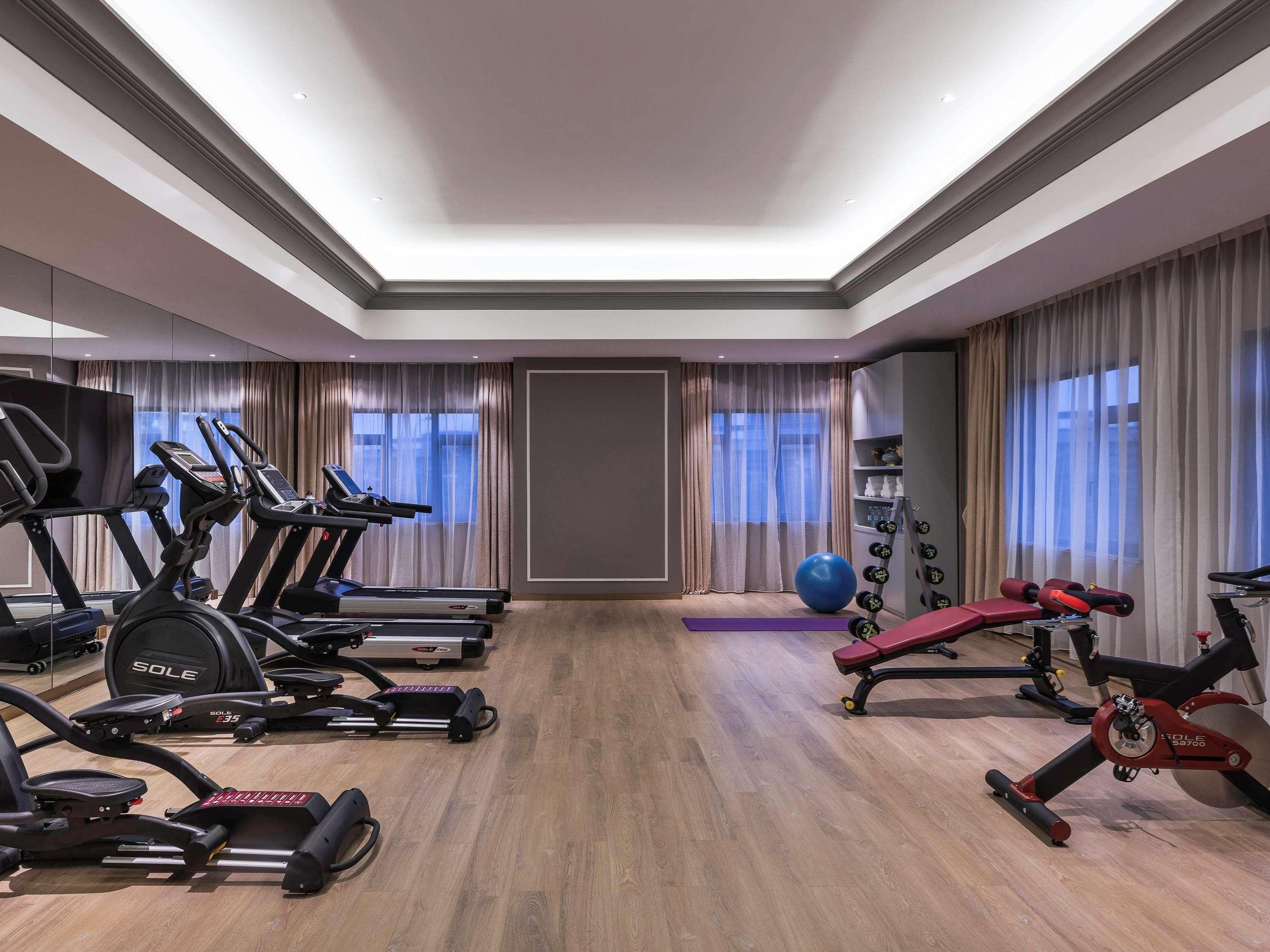 Mercure Shanghai Jiuting Екстер'єр фото