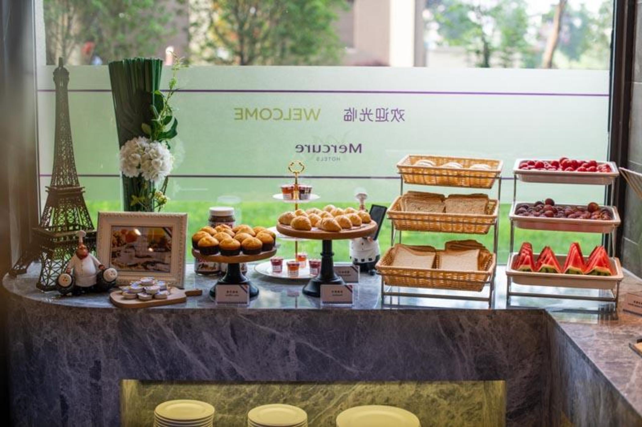Mercure Shanghai Jiuting Екстер'єр фото