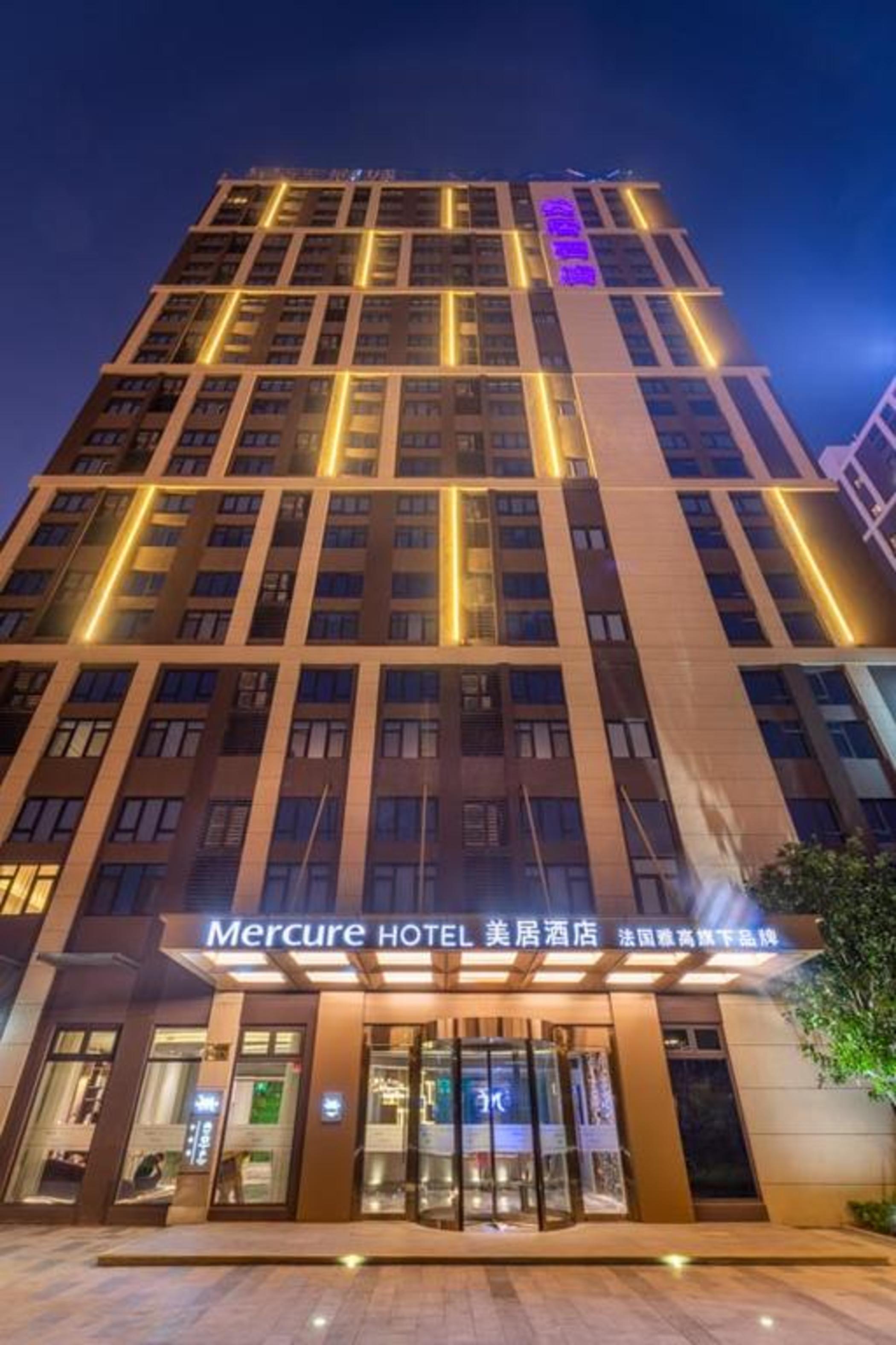 Mercure Shanghai Jiuting Екстер'єр фото
