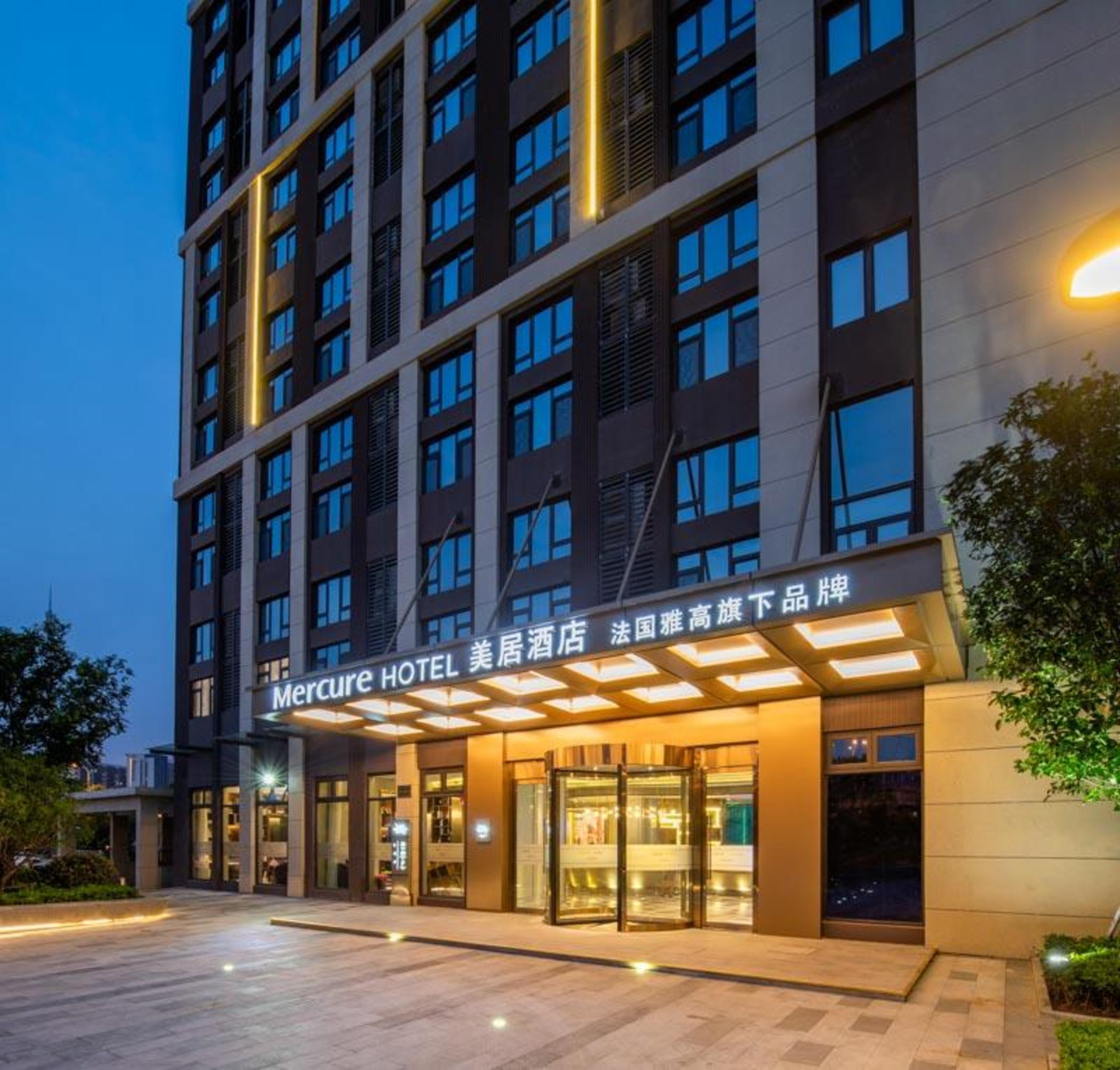 Mercure Shanghai Jiuting Екстер'єр фото