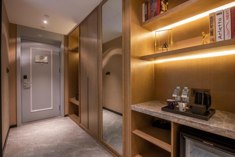 Mercure Shanghai Jiuting Екстер'єр фото