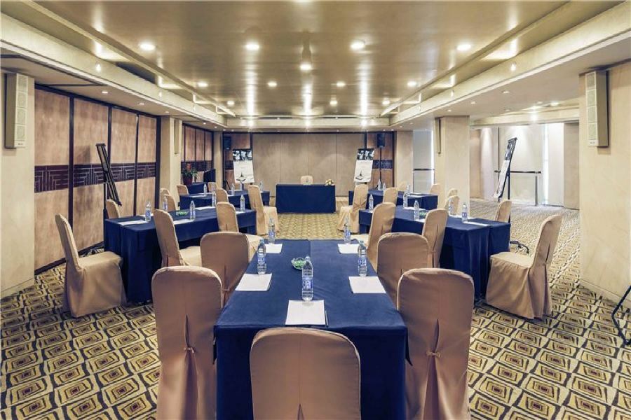 Mercure Shanghai Jiuting Екстер'єр фото